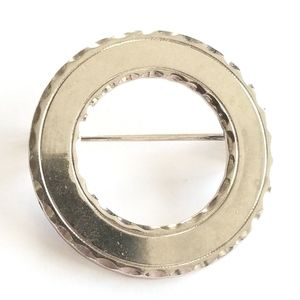Vintage open circle brooch silver tone pin